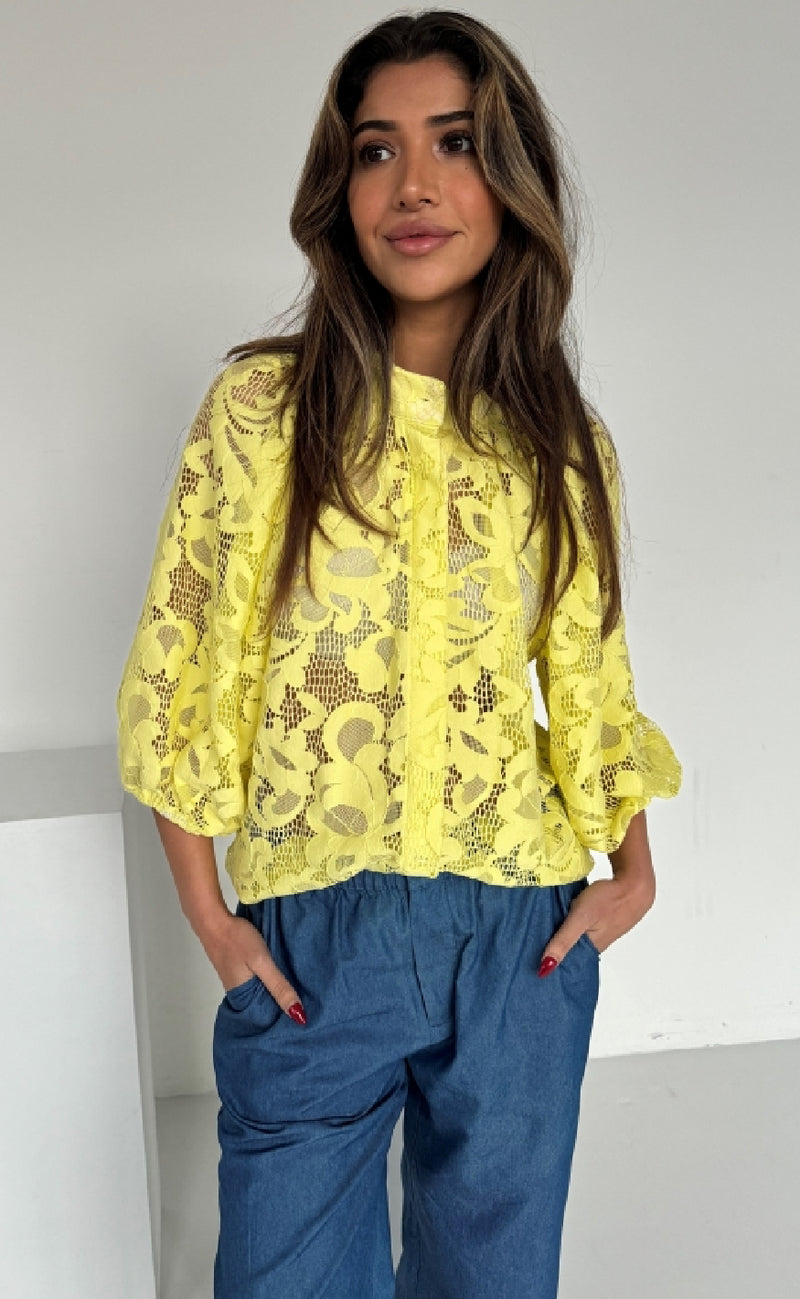 Continue Bluse - Sia Big Lace - Yellow