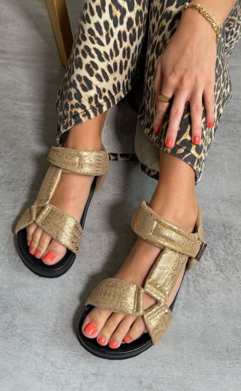 Copenhagen Shoes Sandaler - Carrie Moon - Gold Snake