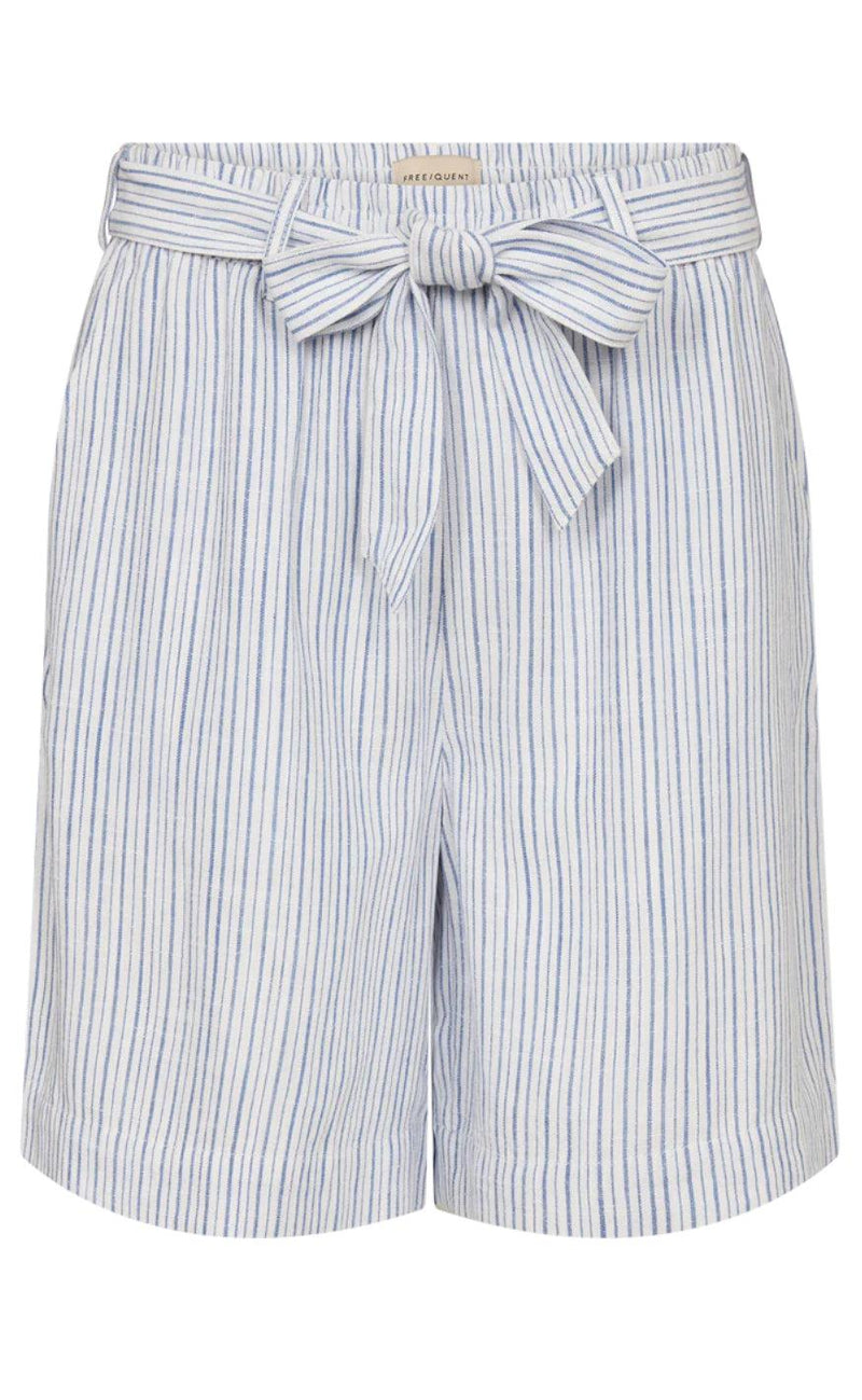 Freequent Shorts - Lavara - Brilliant White/Ultramarine