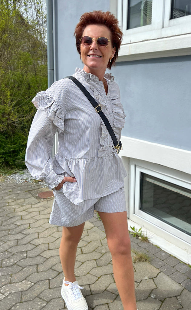 INA Copenhagen Shorts - Liv - Grey Striped