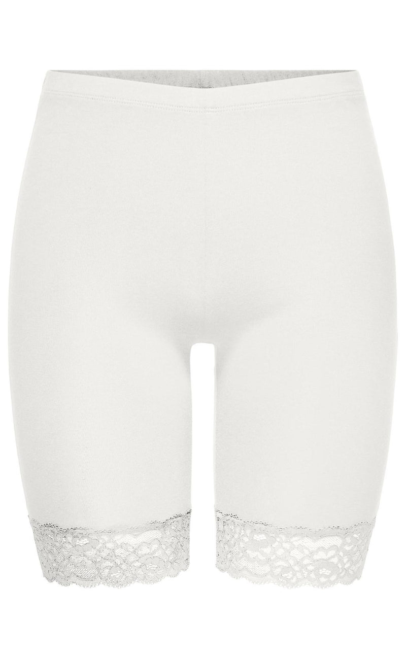 JDY Shorts - Ava Lace - Cloud Dancer