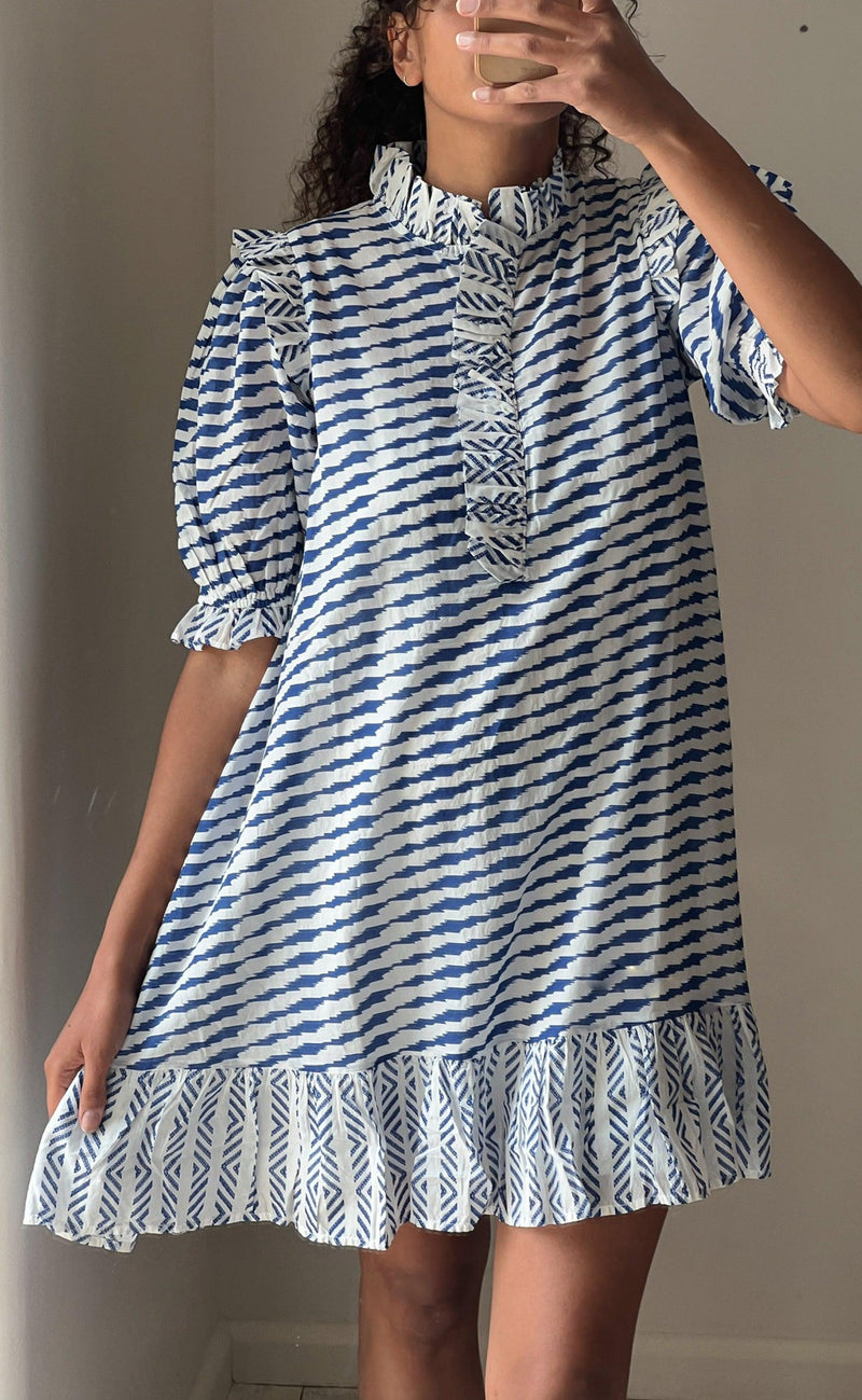 Neo Noir Kjole - Hani Graphic - Blue