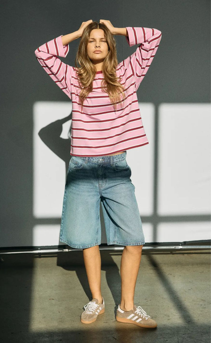 Noisy May Shorts - Mindie Bermuda - Blue