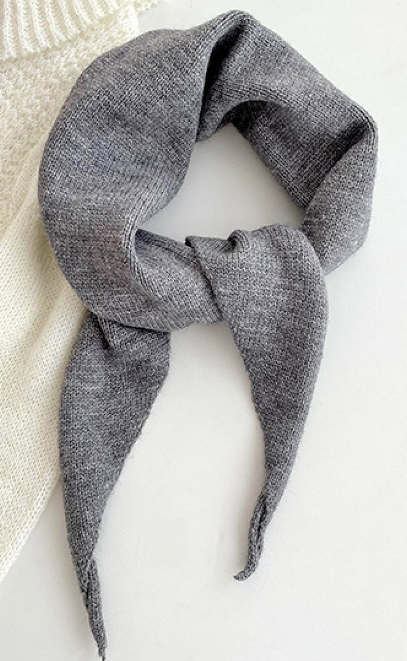 Say INA Copenhagen Tørklæde - Sophie Triangle - Grey