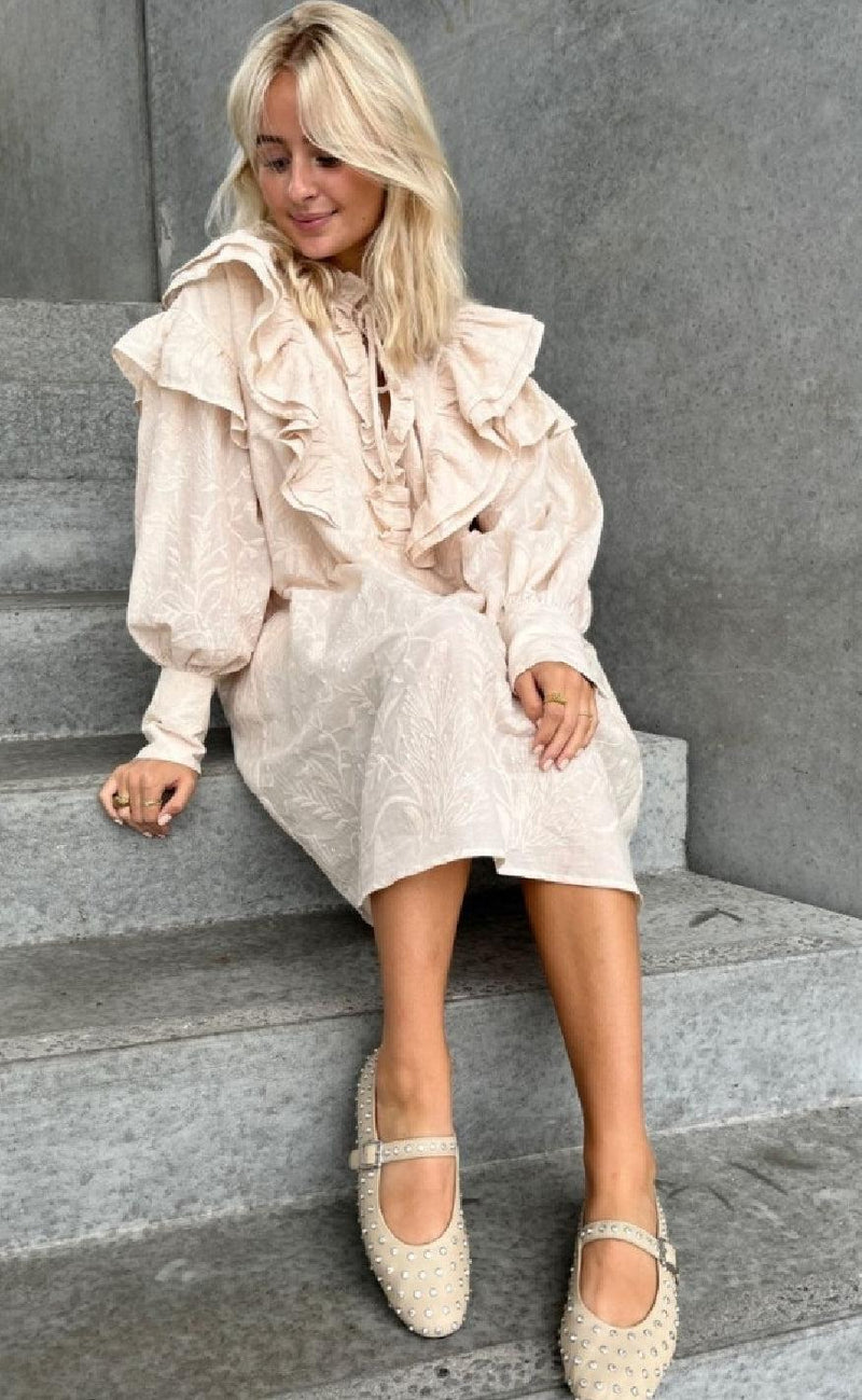 Stories From The Atelier Kjole - The Sound Dress - White