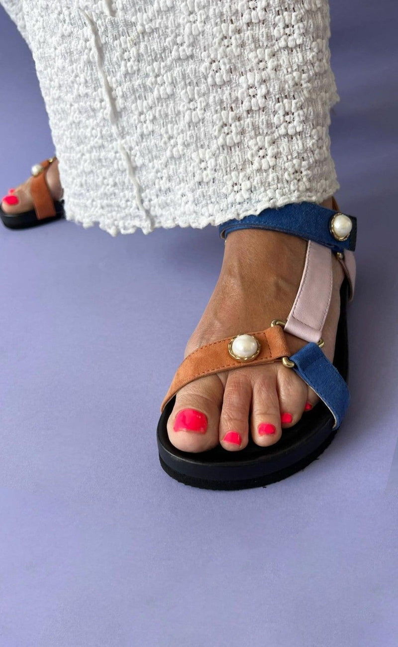 Copenhagen Shoes Sandal - Peace With Pearl - Black Multi