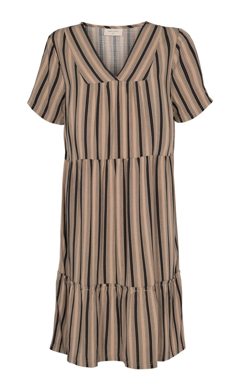 Freequent Kjole - Dea Stripe - Black