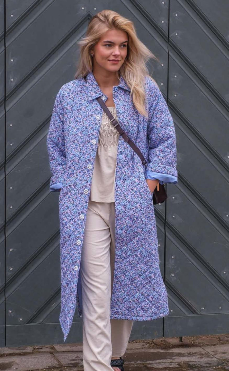 Neo Noir Jakke - Salli Quilt - Blue Flower