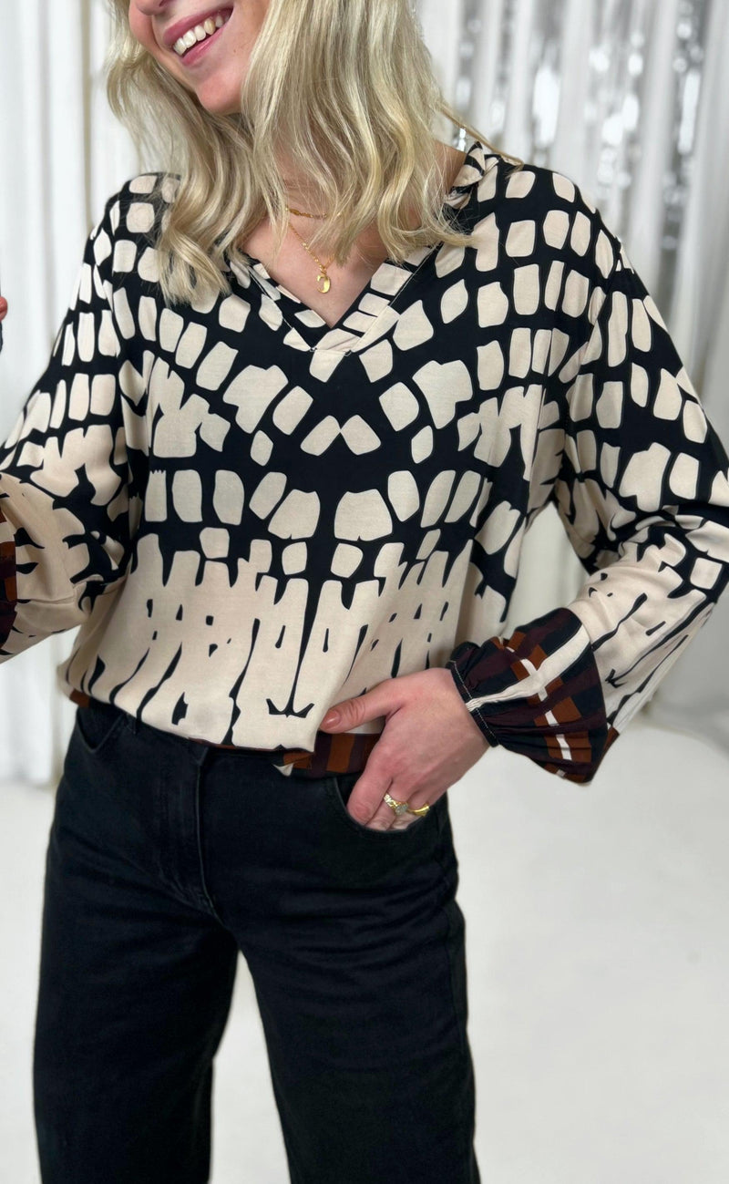 Say INA Copenhagen Bluse - Vera - Graphic Black