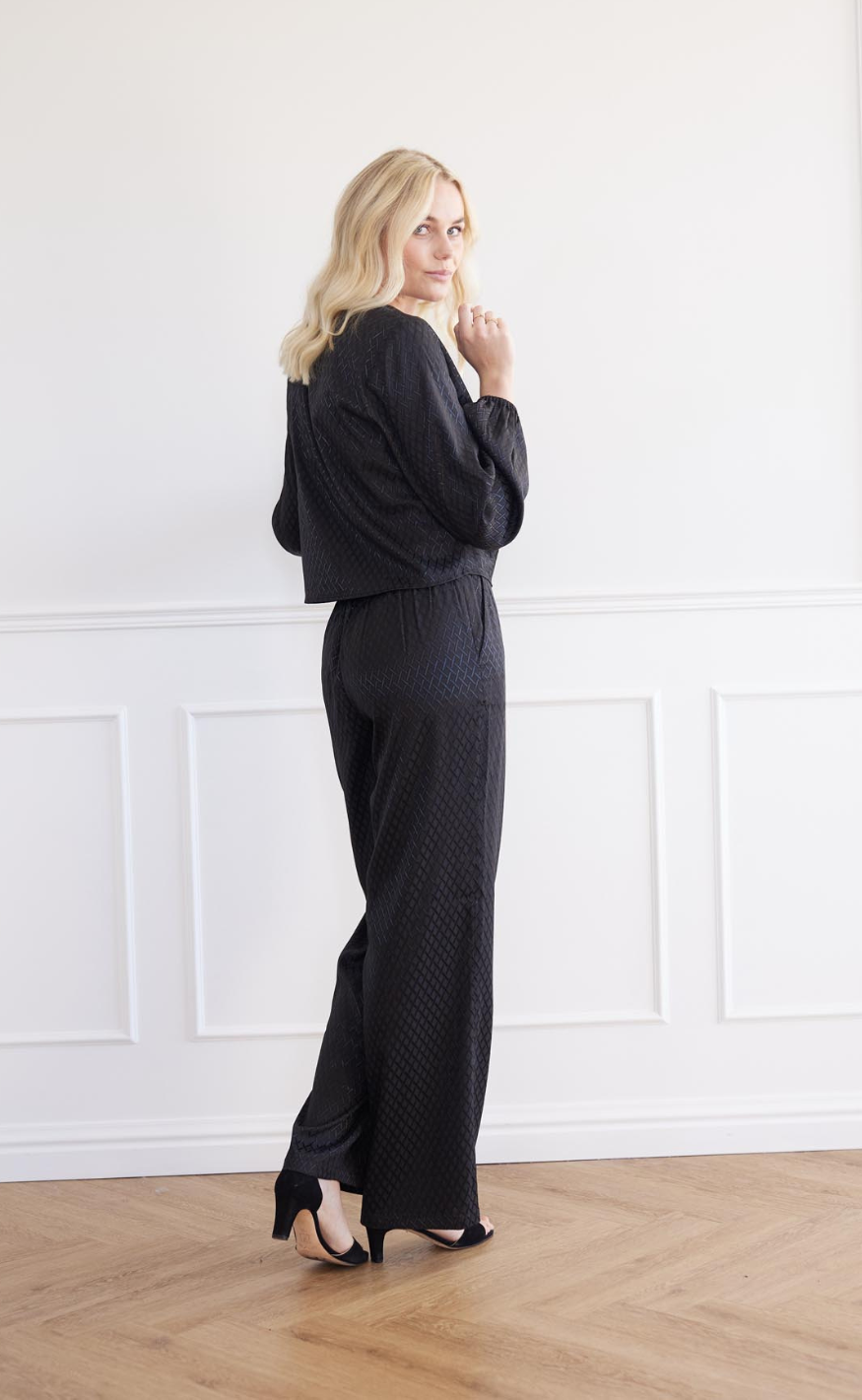 A-View Bukser - Enitta - Black