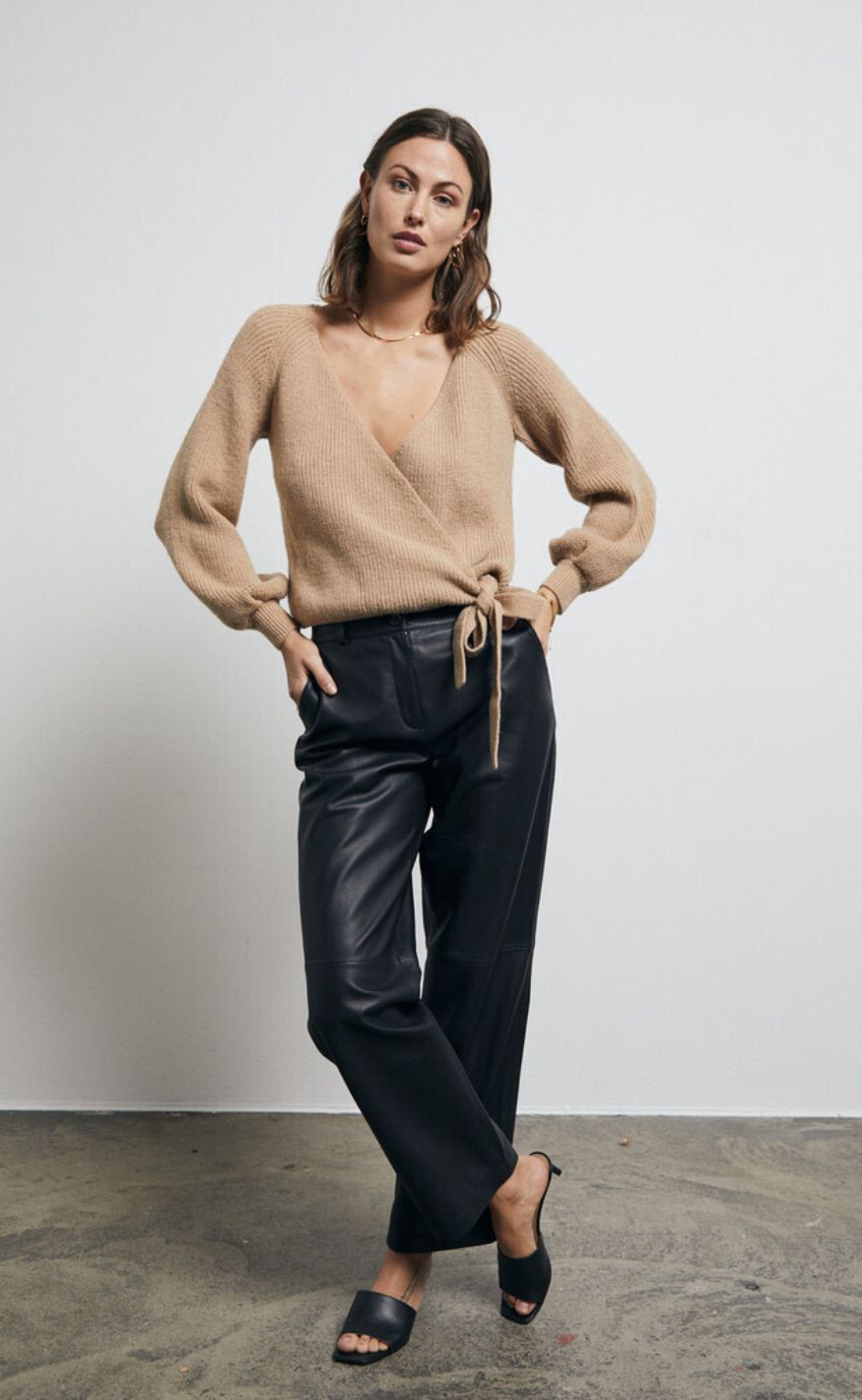 A-View Cardigan - Paris - Camel
