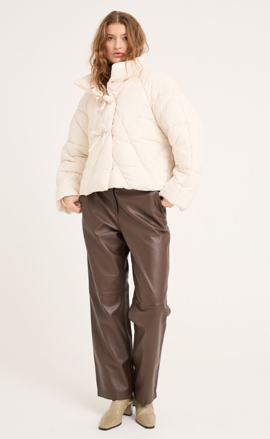 A-View Jakke - Bowy Puffer - Off White