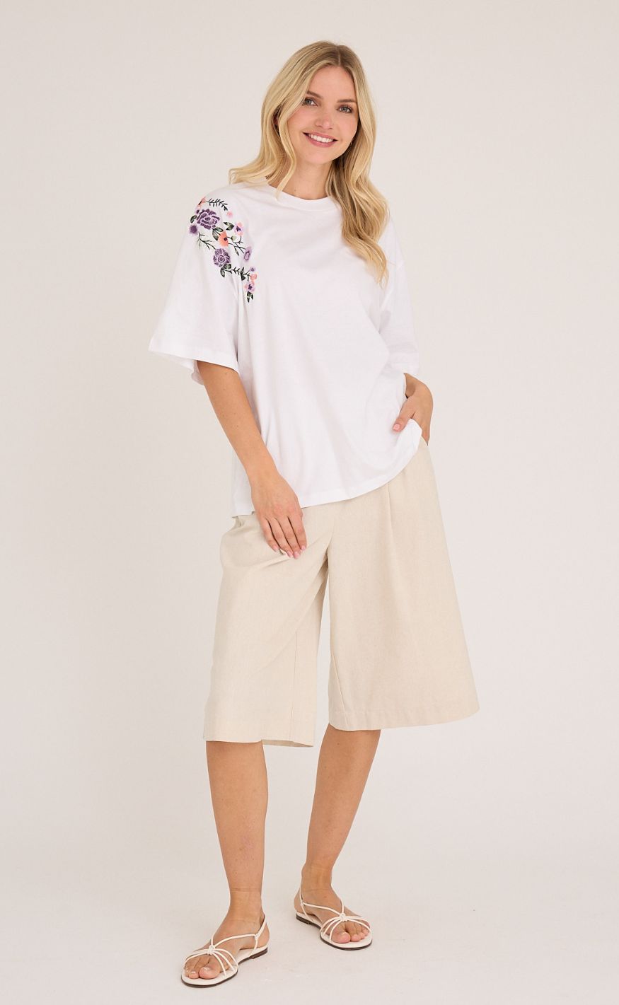 A-View T-Shirt - Best Fluschia - White/Green