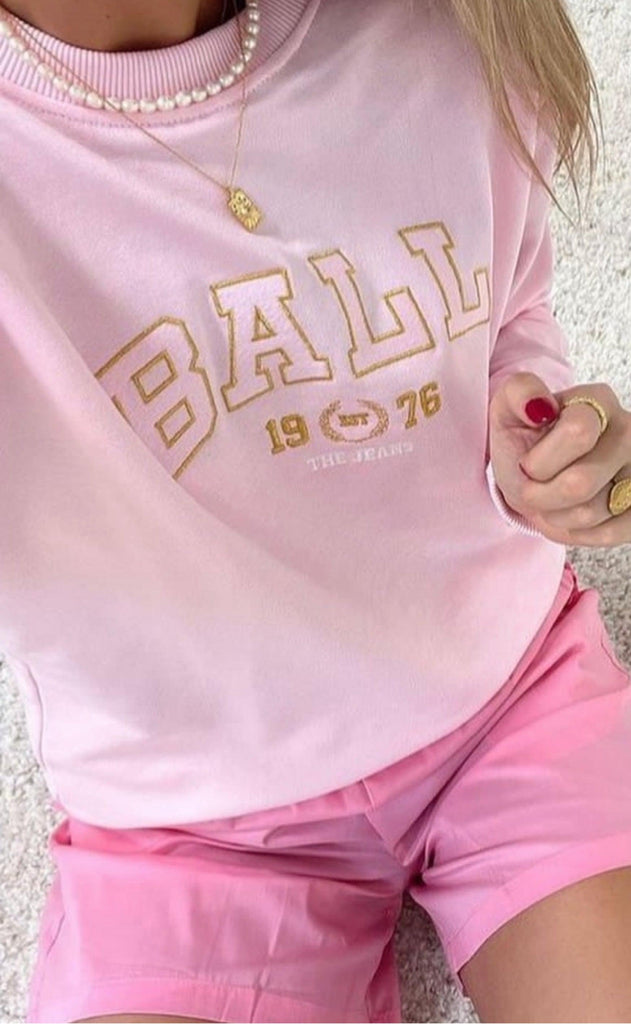 BALL Original Sweatshirt - L. Taylor - Milkshake