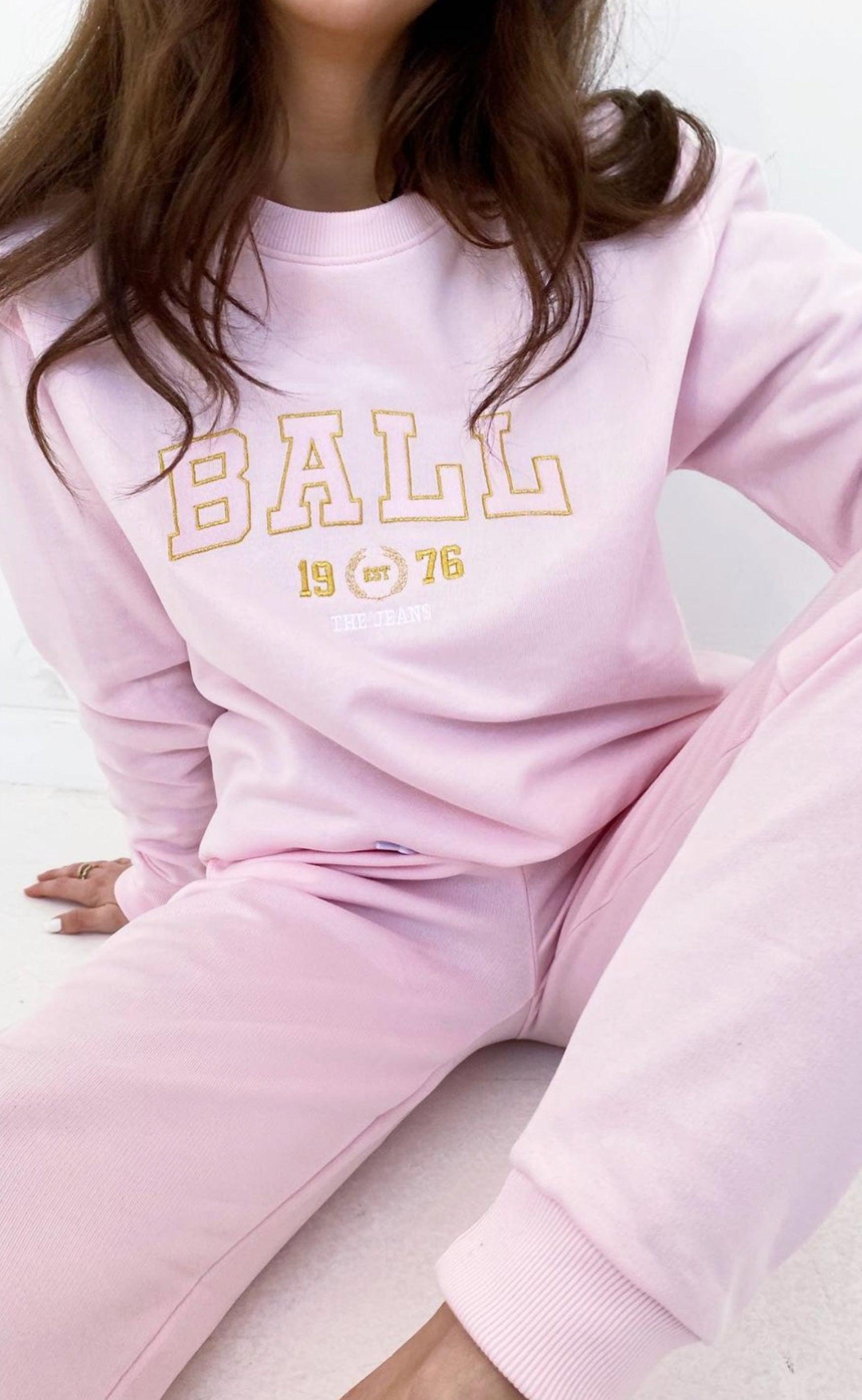 BALL Original Sweatshirt - L. Taylor - Milkshake