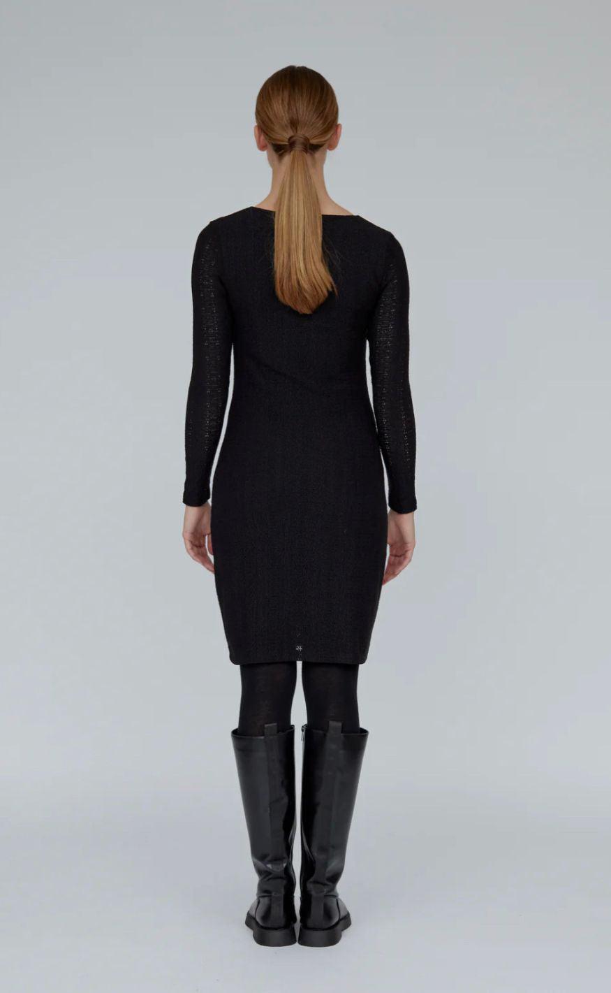 Basic Apparel Kjole - Suvi Scoop - Black