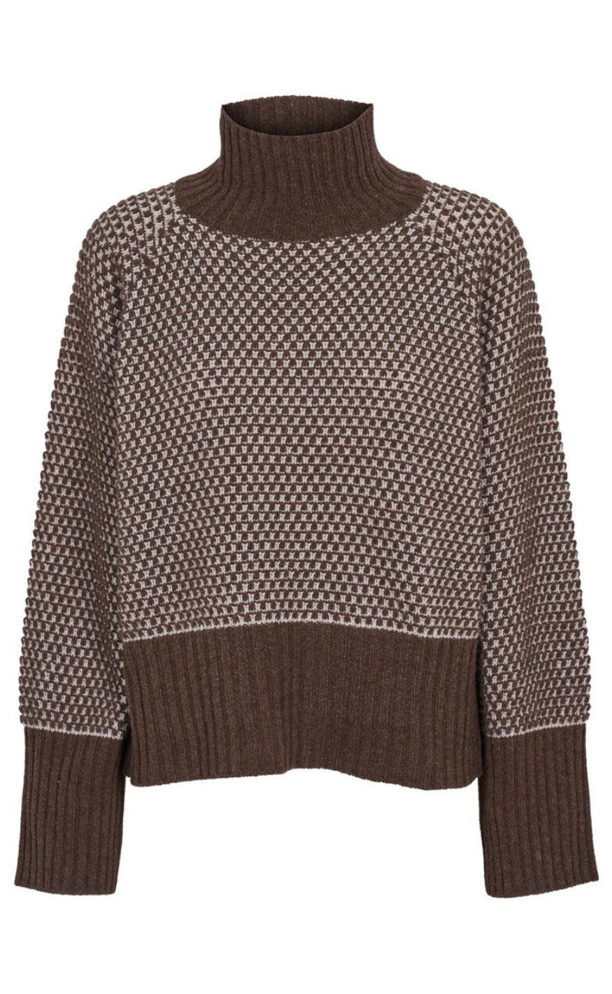 Basic Apparel Strik - Line T-Neck - Light Grey/Brown