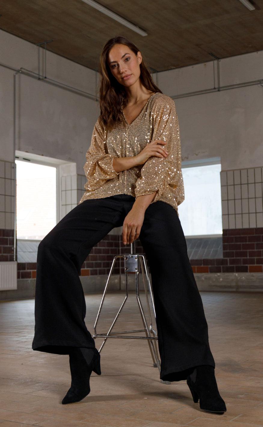 Black Colour Bluse - Glam - Gold