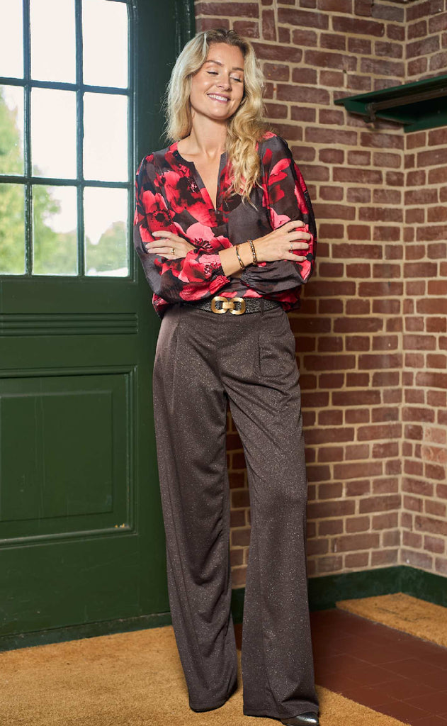 Black Colour Bluse - Mio - Red Flower