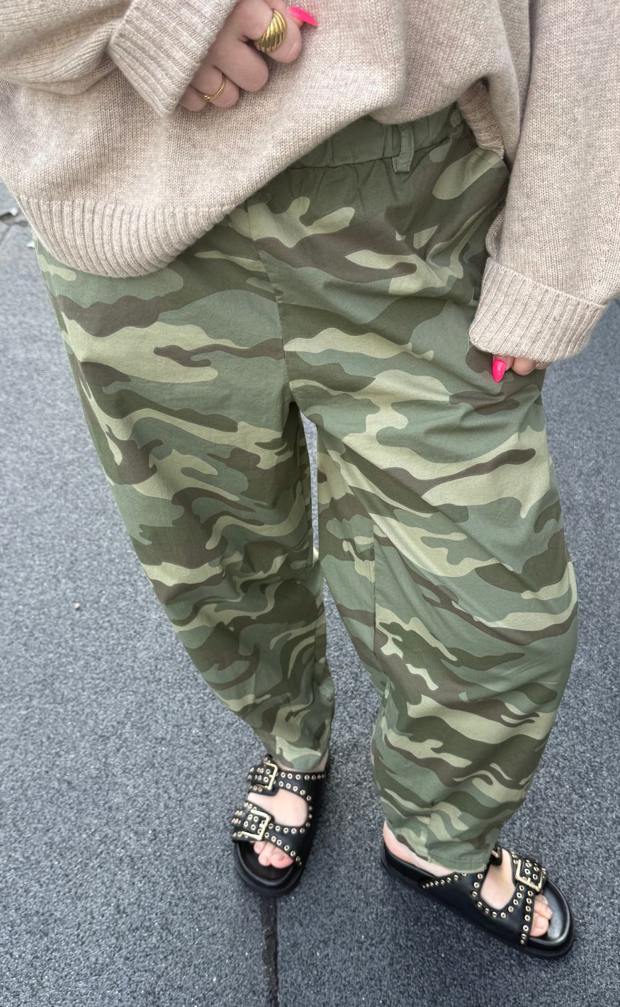 Black Colour Bukser - Abbie Barrel - Camouflage