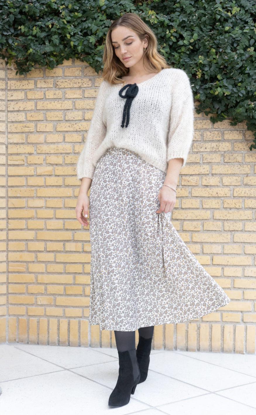 Black Colour Cardigan - Casey Bow - Ivory/Black