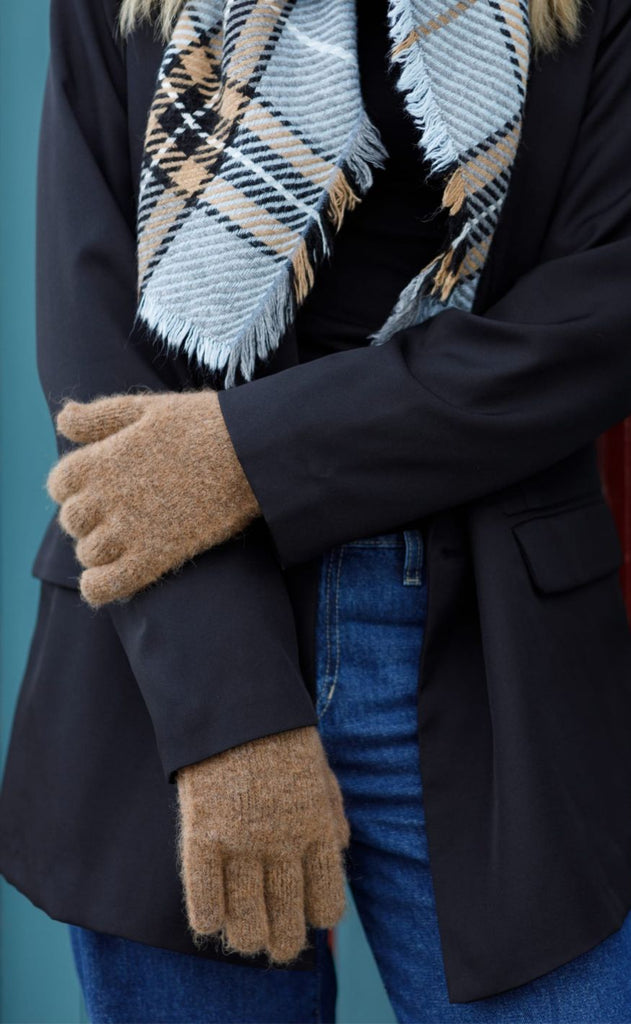 Black Colour Handsker - Ginger - Camel