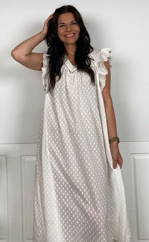 Black Colour Kjole - Mie Frill - White