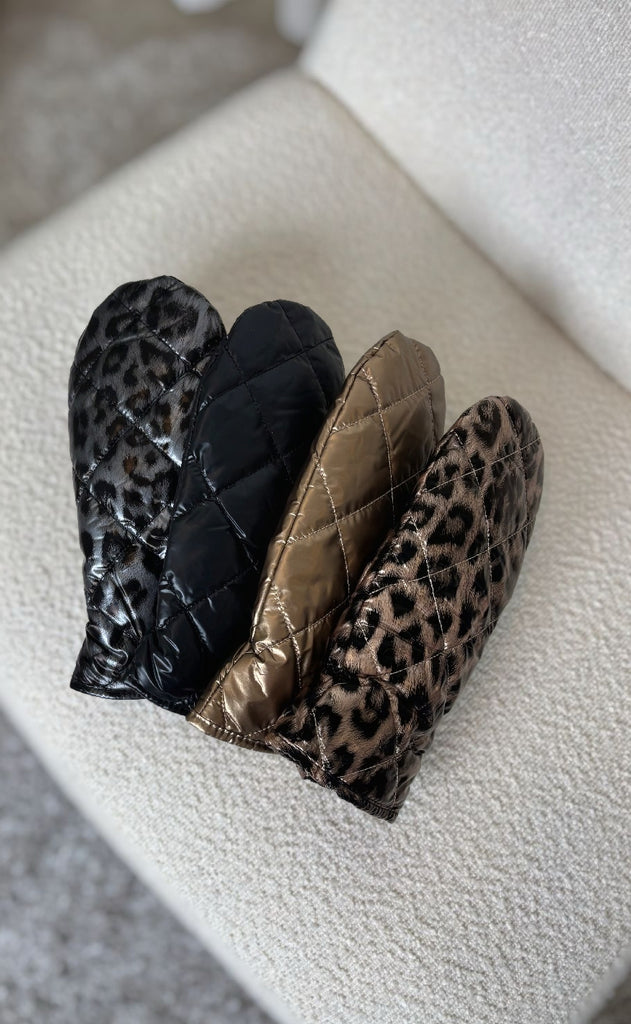 Black Colour Vanter - Nadina - Golden Leo