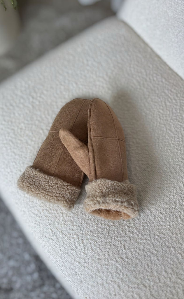 Black Colour Vanter - Ryan - Camel