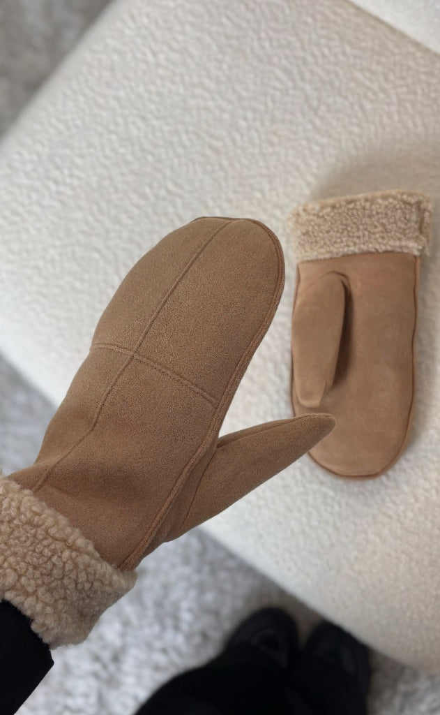 Black Colour Vanter - Ryan - Camel