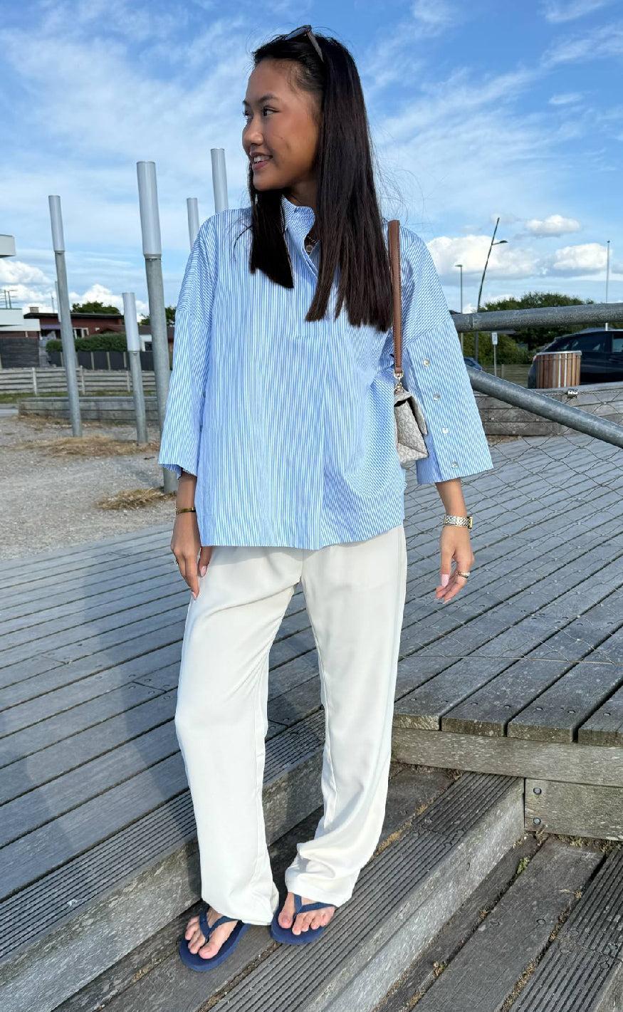 Continue Skjorte - Klara - Blue Stripe
