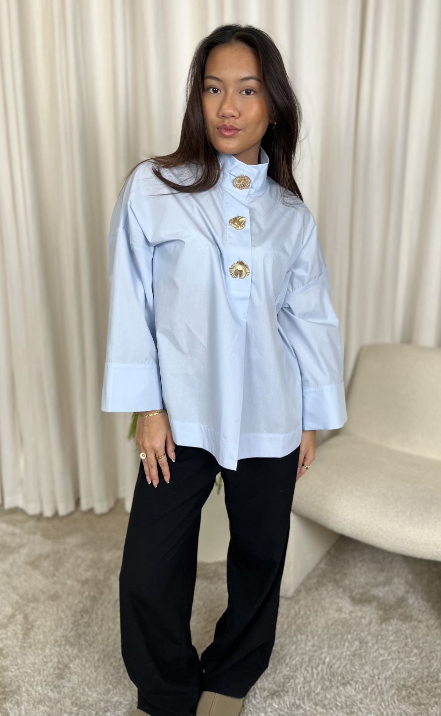 Continue Skjorte - Klara High Neck - Light Blue