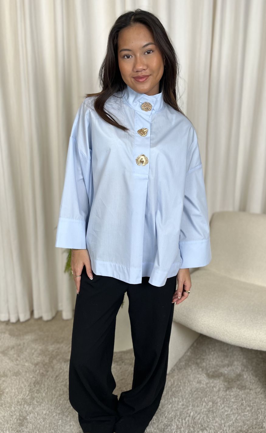 Continue Skjorte - Klara High Neck - Light Blue