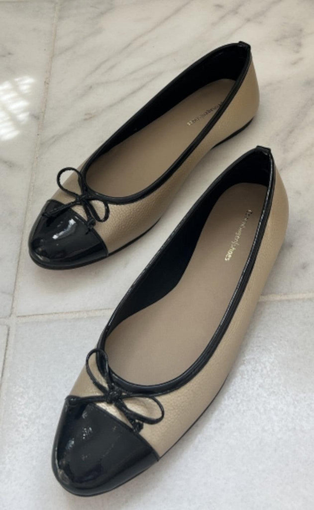 Copenhagen Shoes Ballerinaer - My Own Ballerinas - Gold/Black