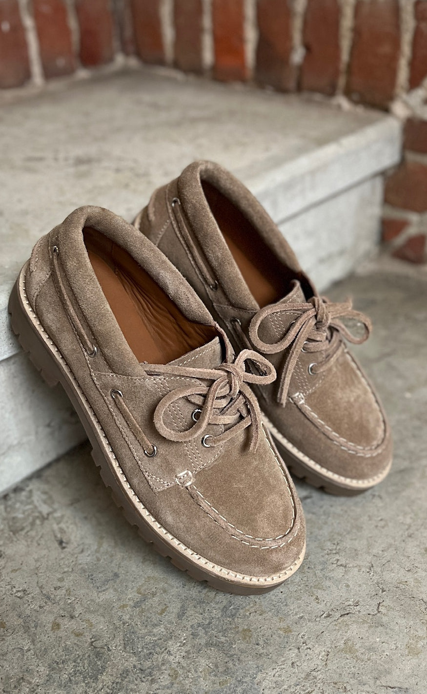 Copenhagen Shoes Loafers - The Walk - Suede Biscuit