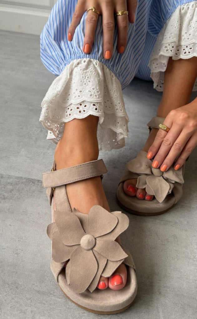 Copenhagen Shoes Sandaler - My Flowers - Biscuit
