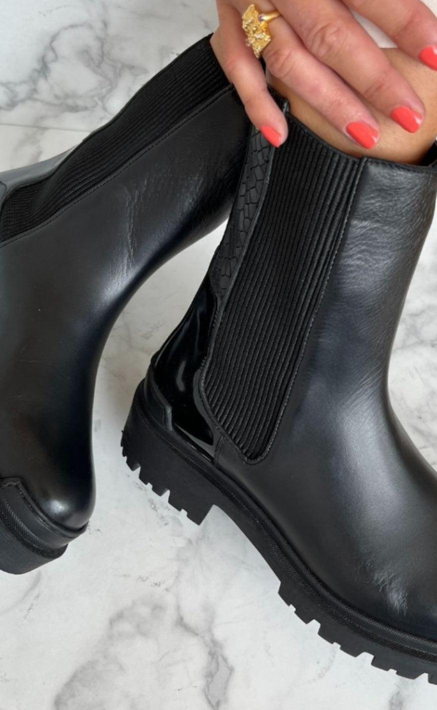 Copenhagen Shoes Støvler - Day Dreaming - Black w. Patent Heel