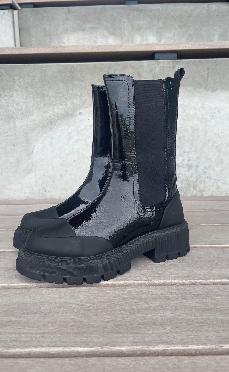 Copenhagen Shoes Støvler - Sally Girl - Black/Pantent
