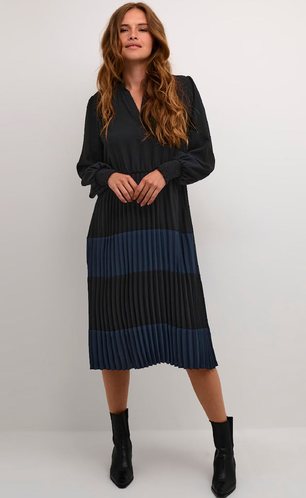 Culture Kjole - Betty - Black/Salute