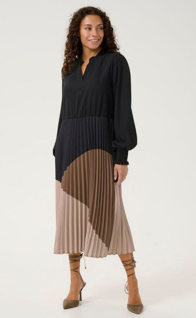 Culture Kjole - Mab Betty Colorblock - Black/ RainDrum/TimberWolf