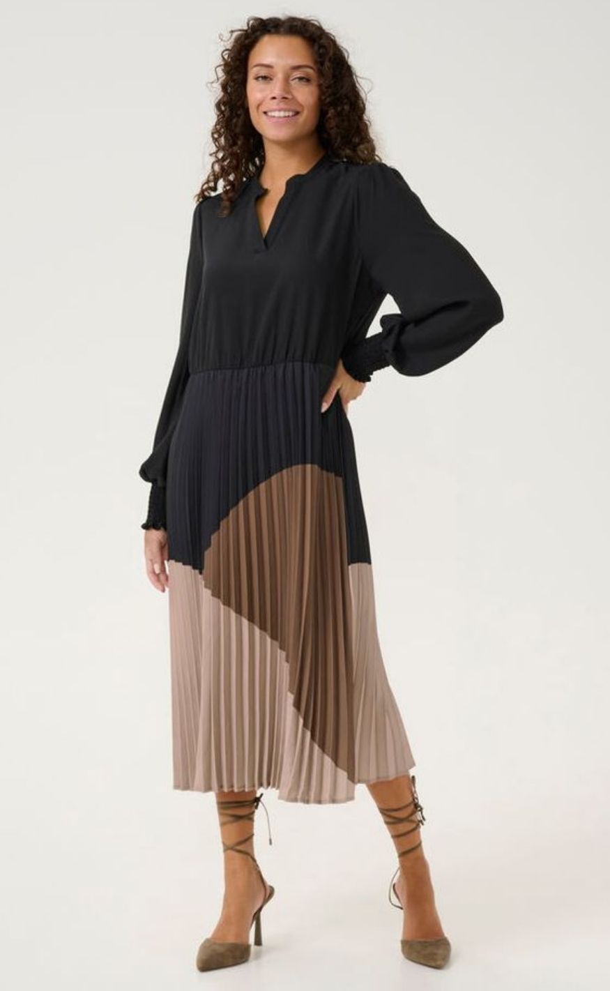 Culture Kjole - Mab Betty Colorblock - Black/ RainDrum/TimberWolf