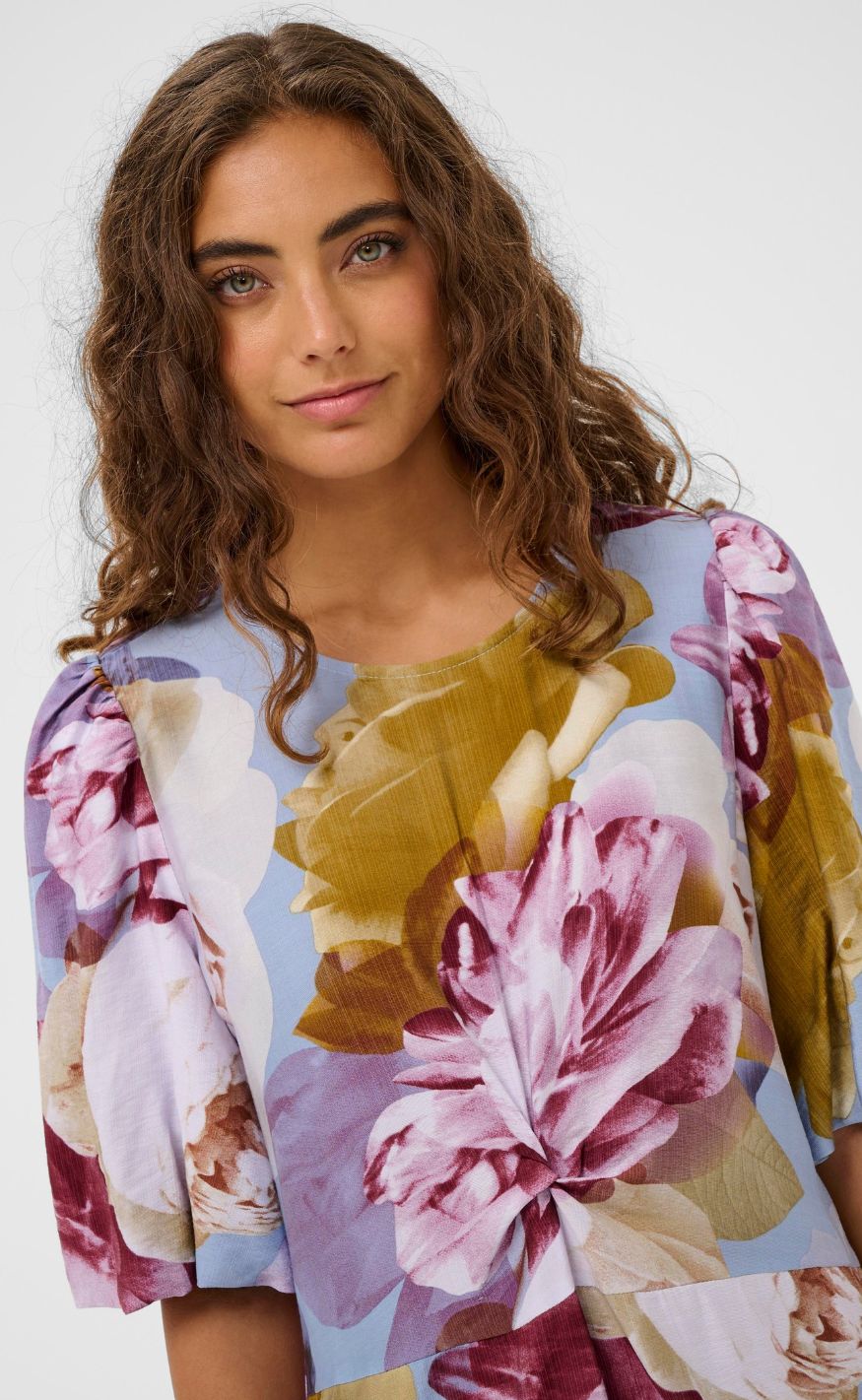 Culture Kjole - Magna Greece - Blue//Pink/Yellow Flower