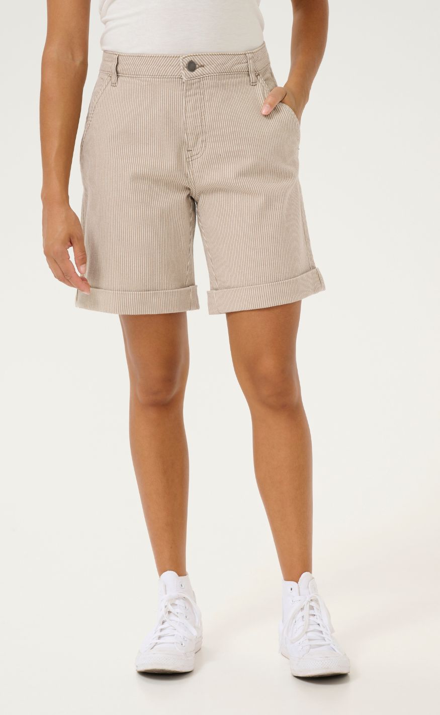 Culture Shorts - Milky - Dune/White Stripe