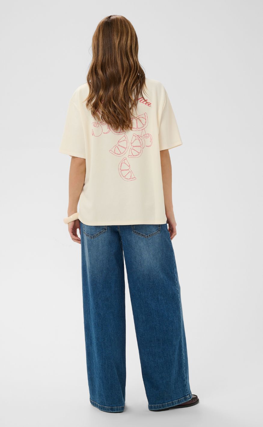 Culture T-shirt - Cora Love - Spring Gardenia