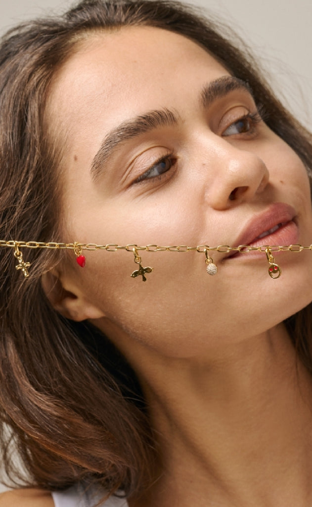 ENAMEL Copenhagen Halskæde - Medium Charm - Gold Colour