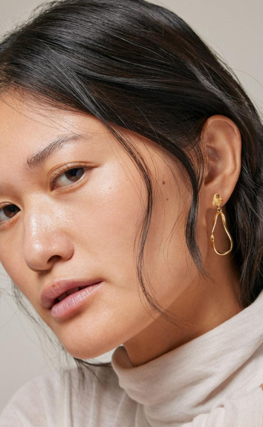 ENAMEL Copenhagen Ørering - Aloma Small - Gold Colour