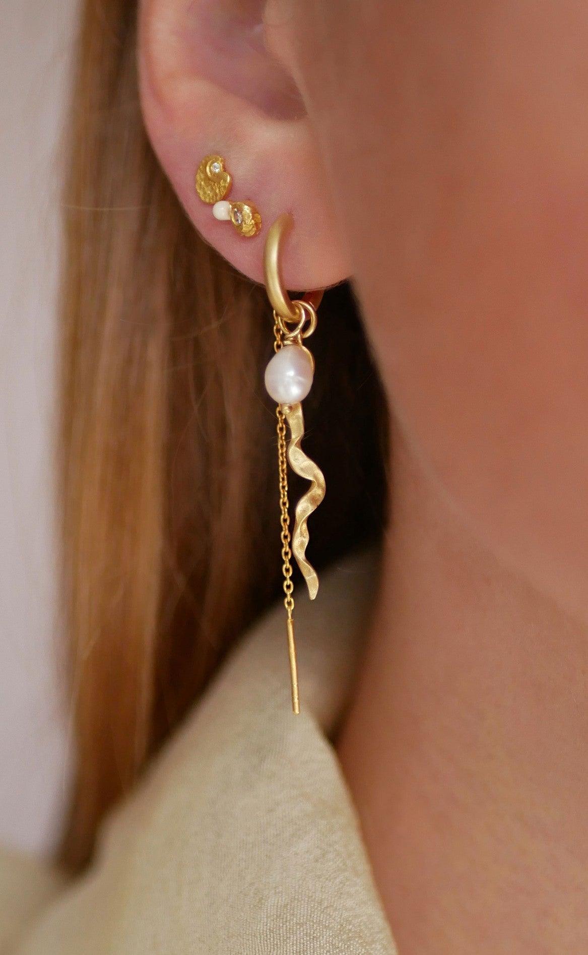 ENAMEL Copenhagen Øreringe / Hoops - Elea - Gold Colour