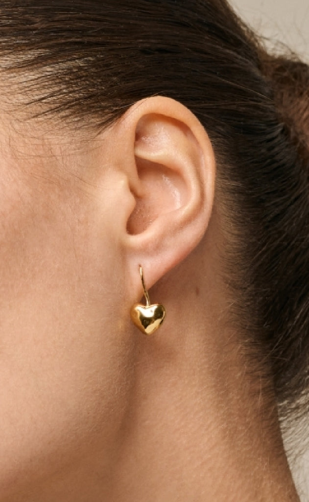 ENAMEL Copenhagen Øreringe - Poma Drop Heart - Gold Colour