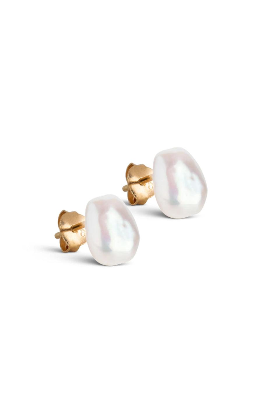 ENAMEL Copenhagen Øreringe - Studs Baroque Pearls - Gold Colour