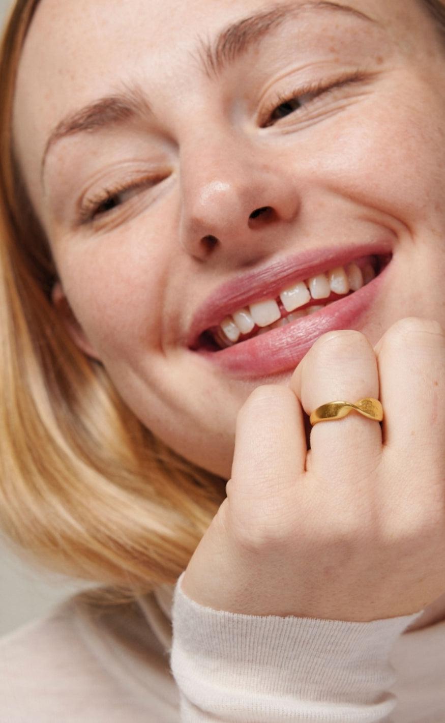 ENAMEL Copenhagen Ring - Adele - Gold Colour